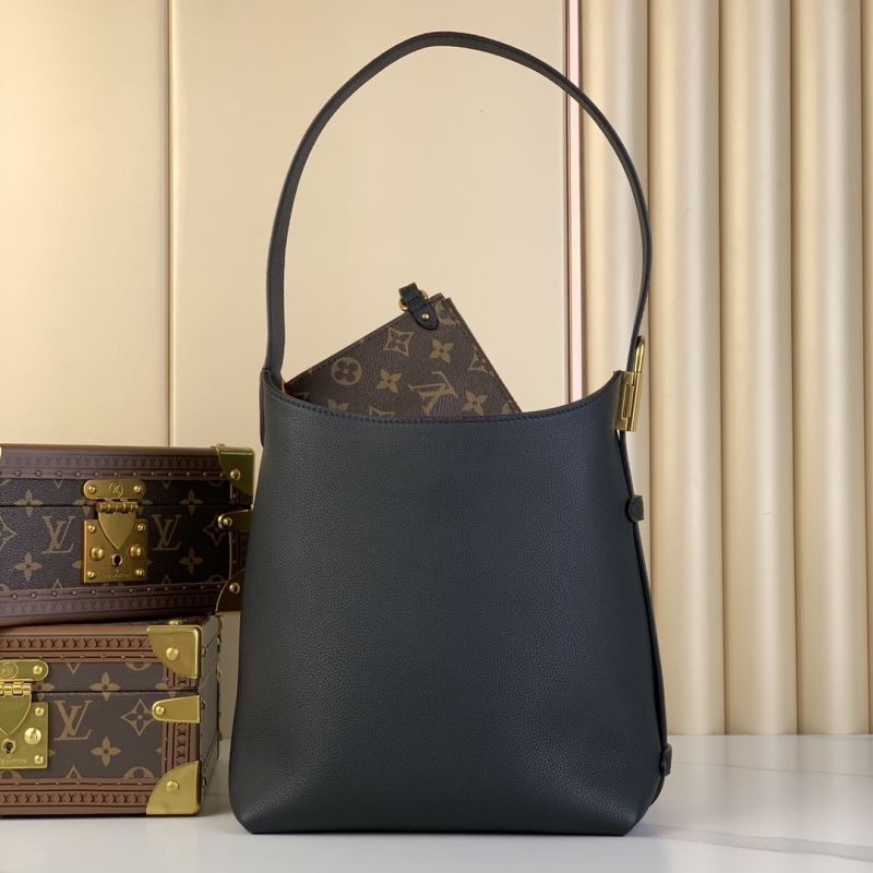 Louis Vuitton Hobo Bags